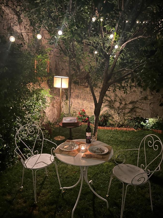 נאפולי Casa Vayu - Rooms & Garden מראה חיצוני תמונה